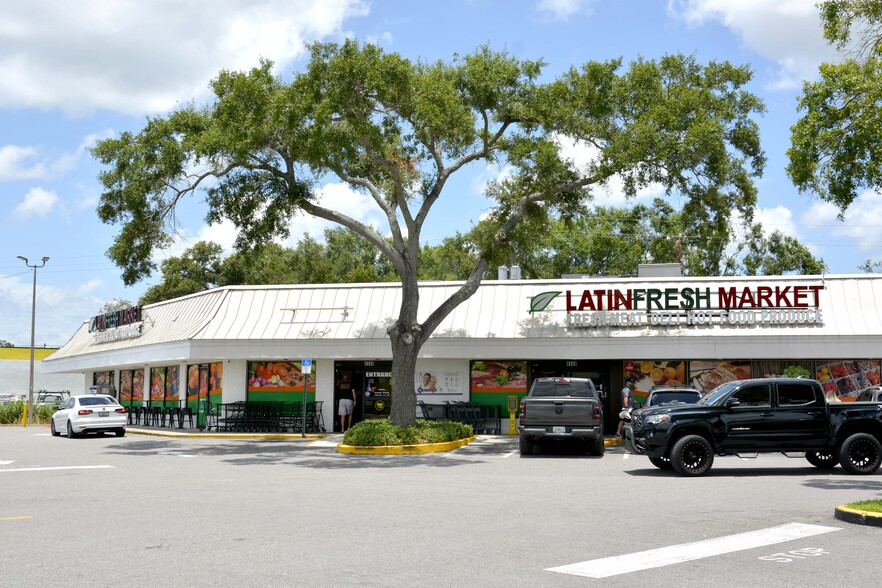 4303-4349 Gunn Hwy, Tampa, FL for lease - Building Photo - Image 1 of 12