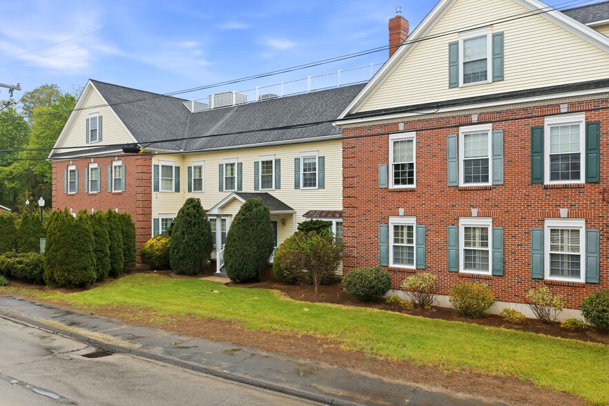 76 Woodland St, Methuen, MA for sale - Building Photo - Image 3 of 9