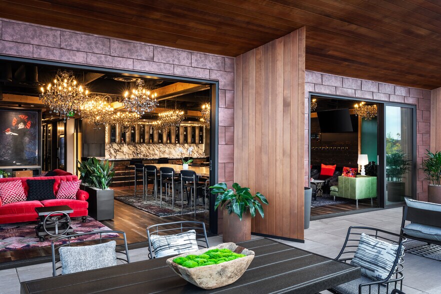 2679 W Main St, Littleton, CO à louer - Photo du bâtiment - Image 3 de 12