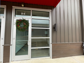 331 Corporate Wood Dr, Magnolia, TX for lease Building Photo- Image 1 of 6