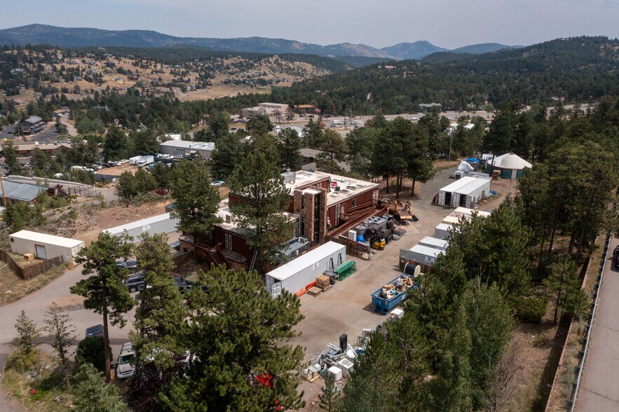 30616 Bryant Dr, Evergreen, CO à vendre - Photo du bâtiment - Image 3 de 63