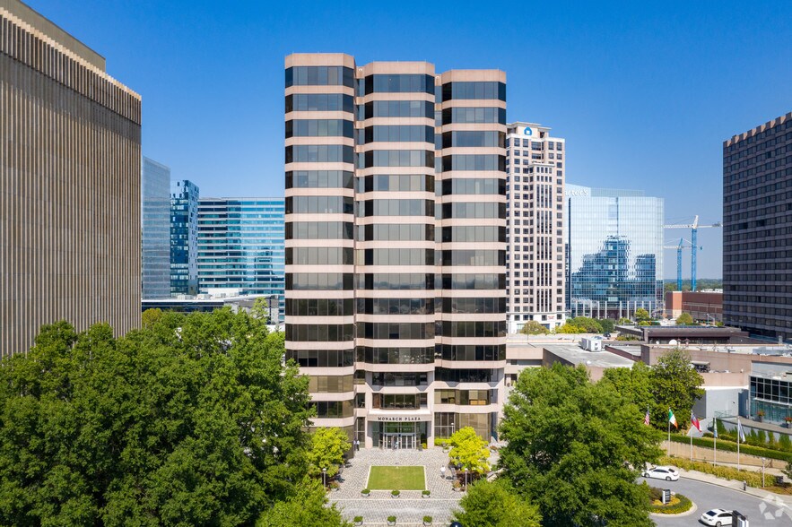 3414 Peachtree Rd NE, Atlanta, GA for lease - Building Photo - Image 2 of 18