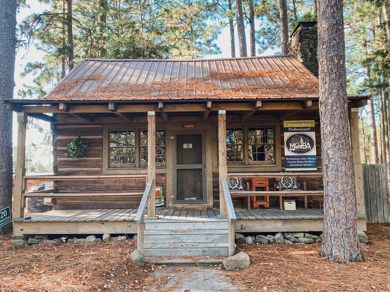 20 Dowd, Pinehurst, NC for lease - Building Photo - Image 2 of 10