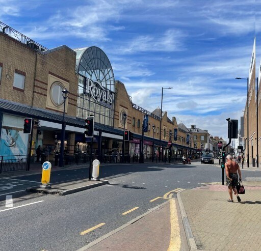 High St, Southend On Sea à louer - Photo du bâtiment - Image 3 de 10