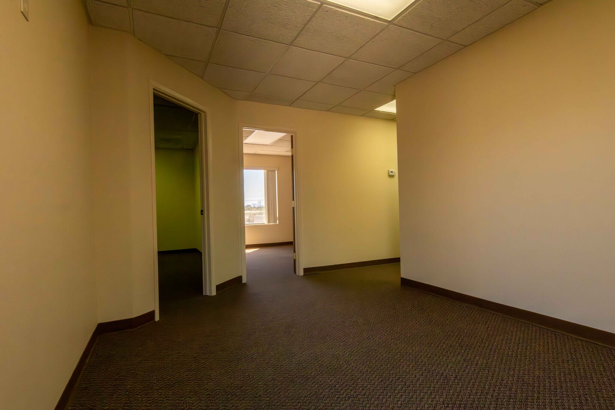 6842 E Tanque Verde Rd, Tucson, AZ à louer Photo intérieure- Image 1 de 7