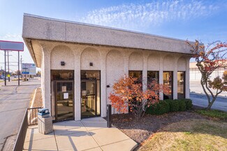 Plus de détails pour 2610 W Golf Rd, Glenview, IL - Commerce de détail à vendre