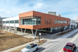 Plus de détails pour 601 3rd St SE, Cedar Rapids, IA - Bureau à louer