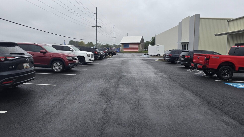 Sport Plex Campus portfolio of 3 properties for sale on LoopNet.ca - Building Photo - Image 3 of 22