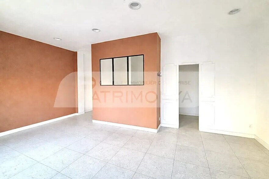Immeuble residentiel dans Marseille à vendre - Photo intérieure - Image 2 de 6