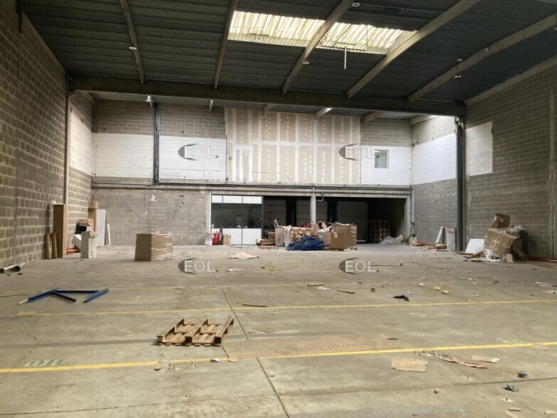 Industrial in Vitry-sur-Seine for lease - Building Photo - Image 3 of 9