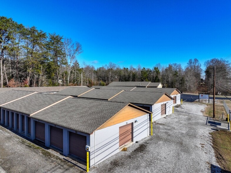3010 Roane State hwy, Harriman, TN à vendre - Photo du bâtiment - Image 3 de 15