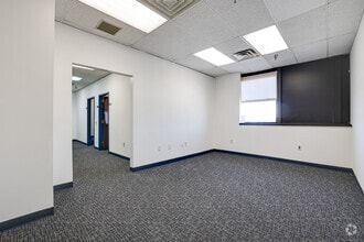 5070-5080 Parkside Ave, Philadelphia, PA à louer Photo intérieure- Image 2 de 2