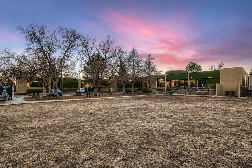 4905 W 60th Ave, Arvada, CO à vendre - Photo du bâtiment - Image 3 de 28