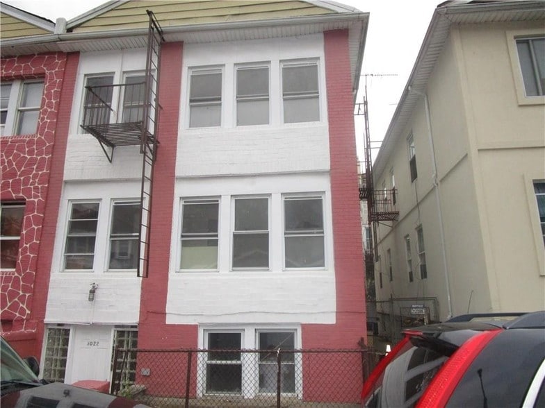3022 Brighton 8th St, Brooklyn, NY for sale - Building Photo - Image 2 of 31