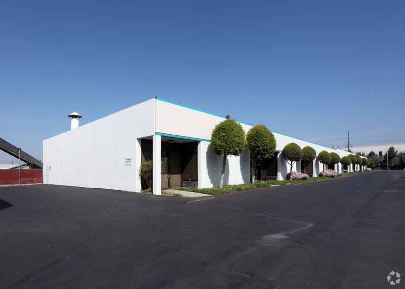 13950 Rosecrans Ave, Santa Fe Springs, CA for lease - Building Photo - Image 3 of 5