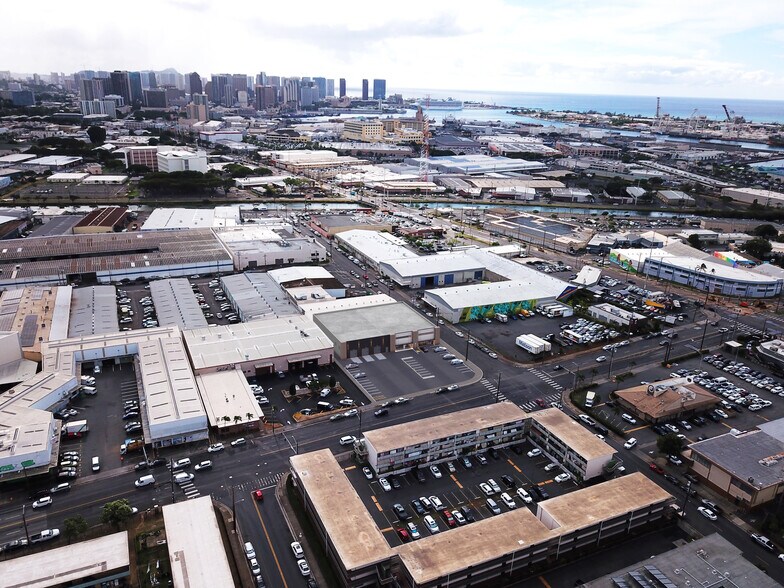 1344 Kaumualii St, Honolulu, HI for lease - Building Photo - Image 2 of 5