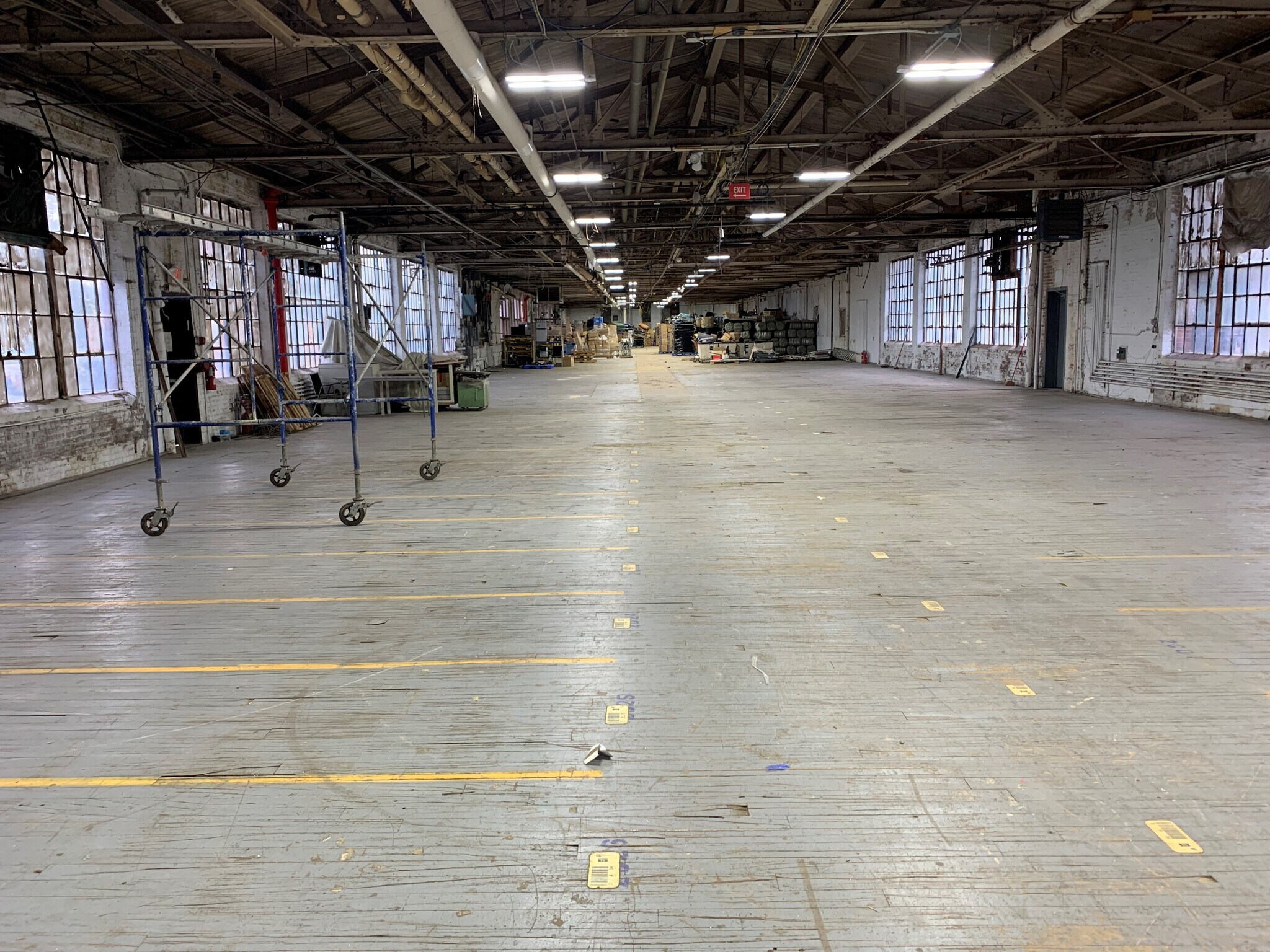 85 Wagaraw Rd, Hawthorne, NJ à louer Photo intérieure- Image 1 de 4