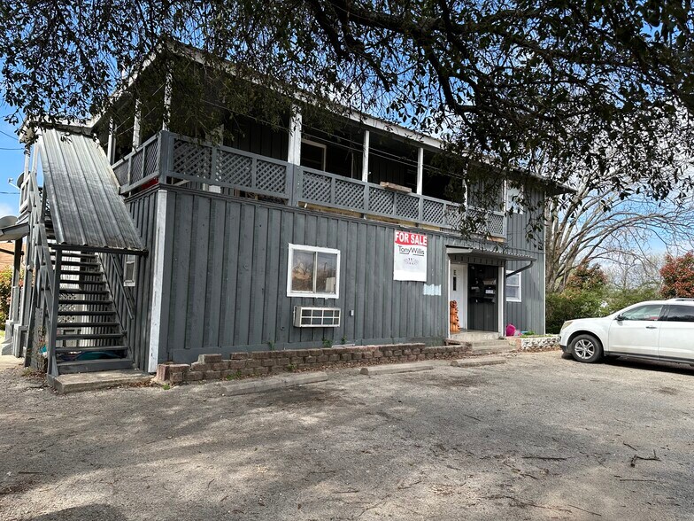 1007 N Main St, Cleburne, TX for sale - Primary Photo - Image 1 of 13