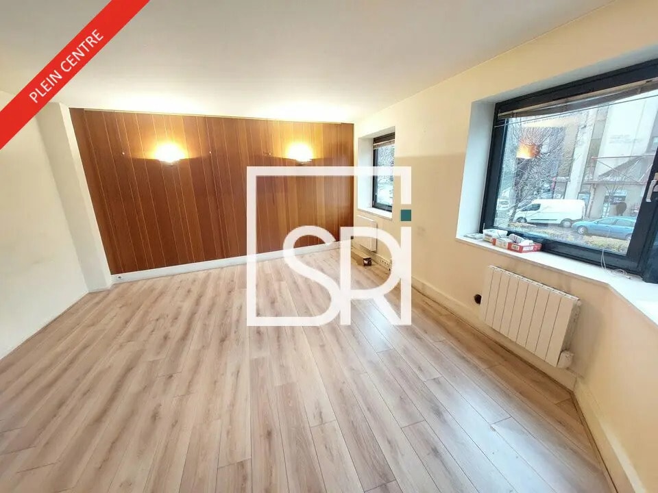 Office in Clermont-Ferrand for sale Building Photo- Image 1 of 11