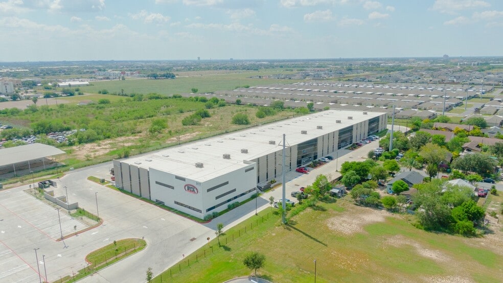 5117 N Cage Blvd, Pharr, TX for lease - Building Photo - Image 1 of 4