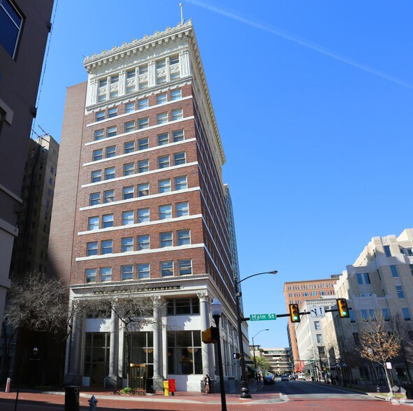 500 Main St, Fort Worth, TX à louer - Photo du bâtiment - Image 3 de 6