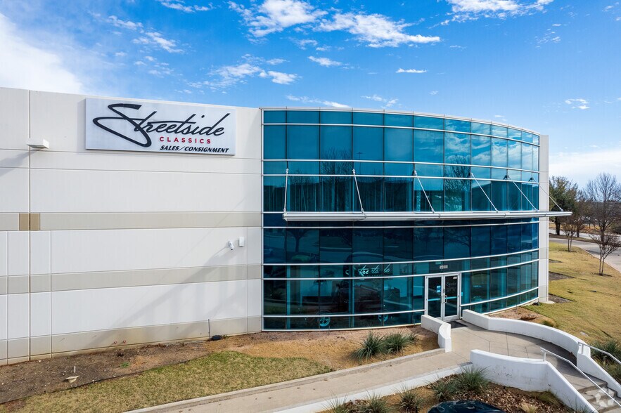 5400 Sandshell Dr, Fort Worth, TX à louer - Photo du bâtiment - Image 3 de 7