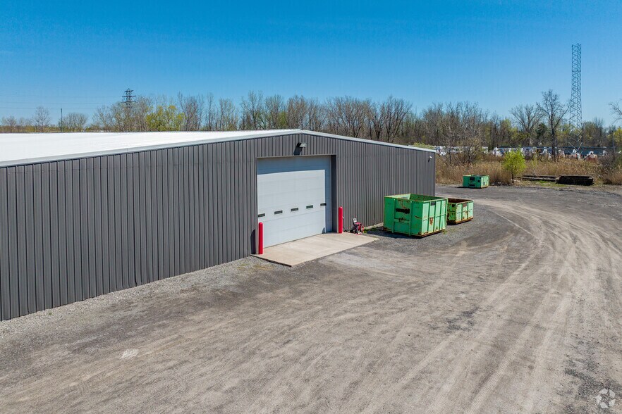 4594 Buckley Rd, Liverpool, NY for sale - Building Photo - Image 2 of 11