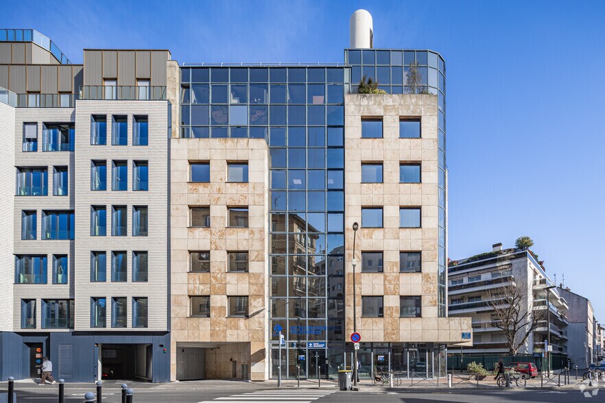 76 Boulevard De La République, Boulogne-Billancourt à louer - Photo du bâtiment - Image 1 de 22