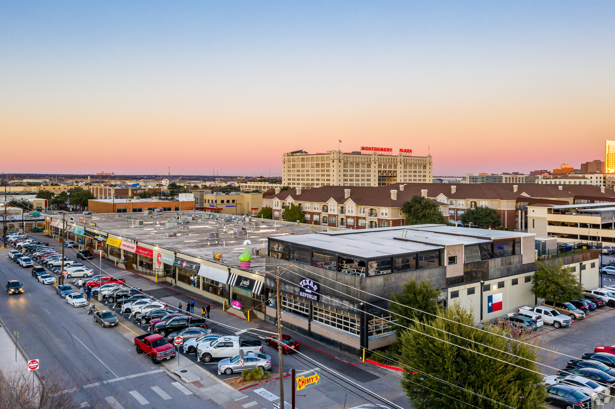 821-1075 Foch St, Fort Worth, TX for lease Building Photo- Image 1 of 2