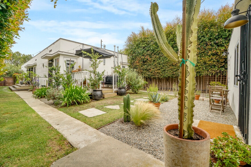 705 Flower Ave, Venice, CA for sale - Building Photo - Image 2 of 19