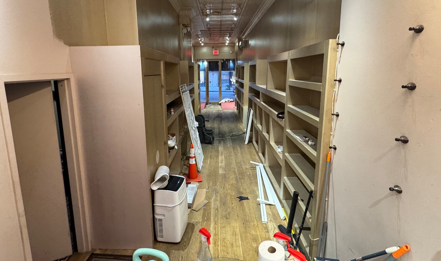 233 E 59th St, New York, NY for lease Interior Photo- Image 1 of 3