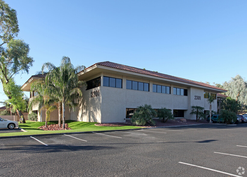 2301 W Dunlap Ave, Phoenix, AZ for lease - Building Photo - Image 3 of 24