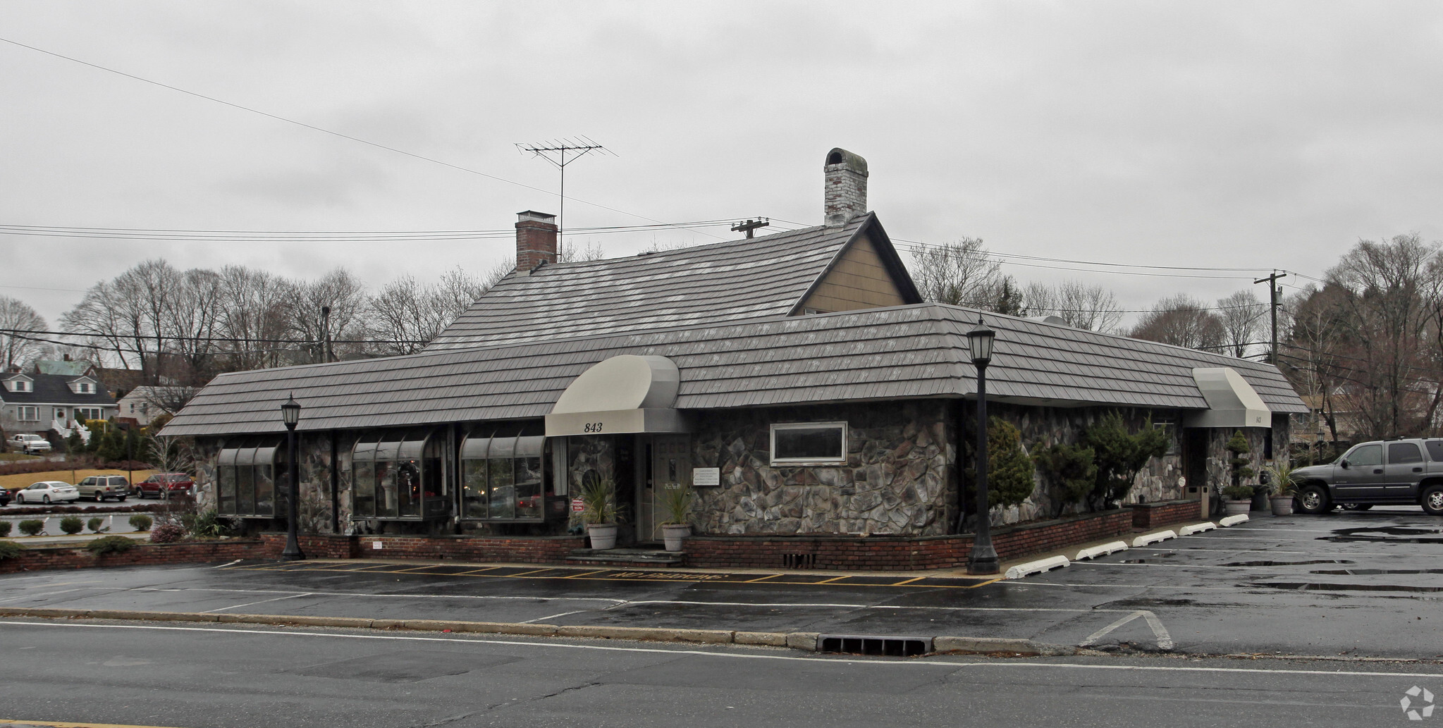 843 Fort Salonga Rd, Northport, NY for sale Primary Photo- Image 1 of 1