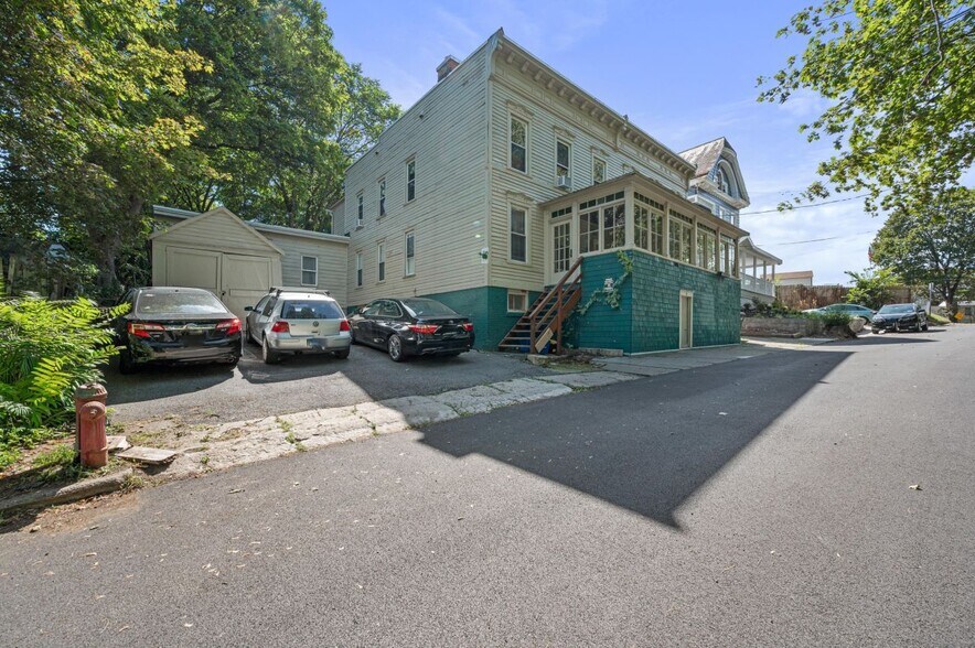 23 Prospect Ave, Troy, NY à vendre - Photo principale - Image 1 de 1