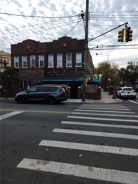 926 Clarkson Ave, Brooklyn, NY for sale - Building Photo - Image 2 of 4