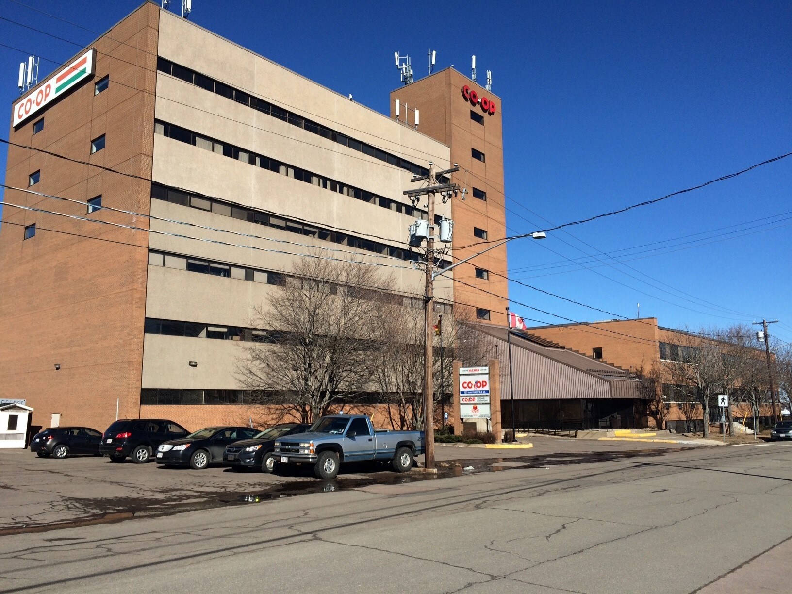 123 Halifax St, Moncton, NB à vendre Photo principale- Image 1 de 1