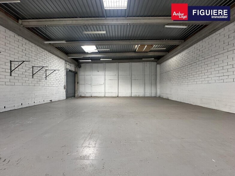 82 Boulevard De L'Europe, Vitrolles for lease - Interior Photo - Image 2 of 8