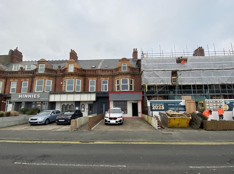 12-17 East Parade, Whitley Bay for lease - Primary Photo - Image 1 of 7