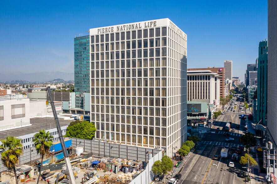 3807 Wilshire Blvd, Los Angeles, CA à louer - Photo du bâtiment - Image 2 de 3