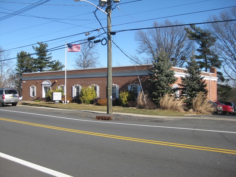 335 Broad St, Clifton, NJ for lease - Building Photo - Image 1 of 14
