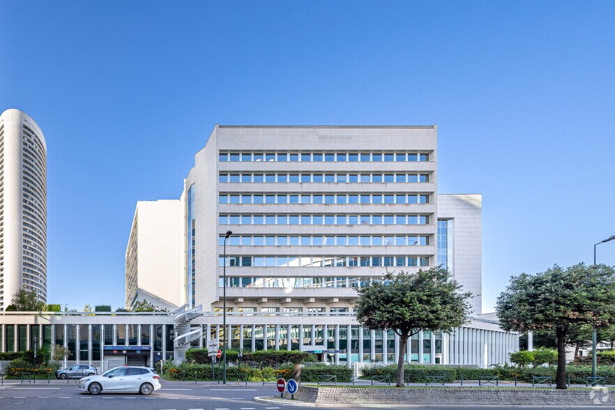 13-15 Rue Jean Jaurès,, Puteaux à louer - Photo du bâtiment - Image 2 de 3