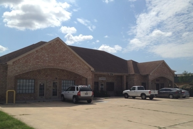 1720 E Harrison Ave, Harlingen, TX for lease Primary Photo- Image 1 of 21