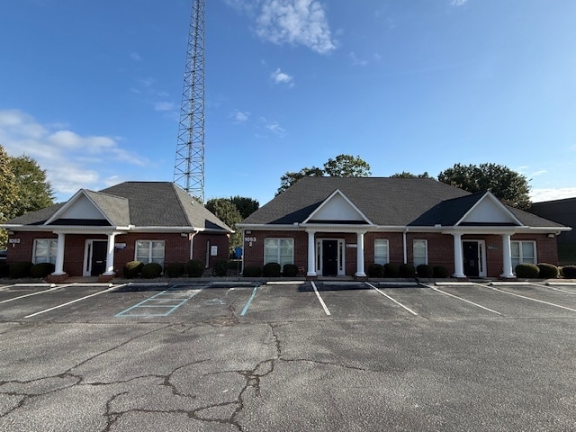 1053 S Batesville Rd, Greer, SC à louer - Photo du bâtiment - Image 2 de 7