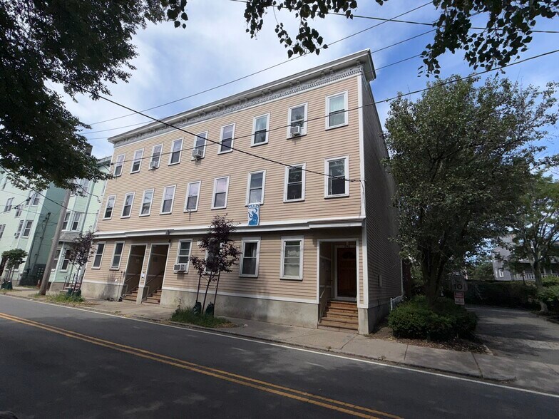 239-243 Columbia St, Cambridge, MA à vendre - Photo du bâtiment - Image 2 de 17