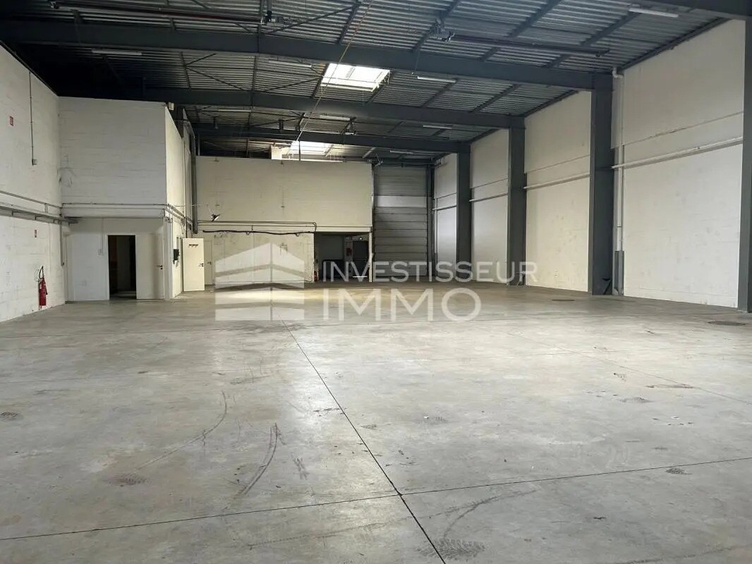 Flex in Massy for lease Building Photo- Image 1 of 6