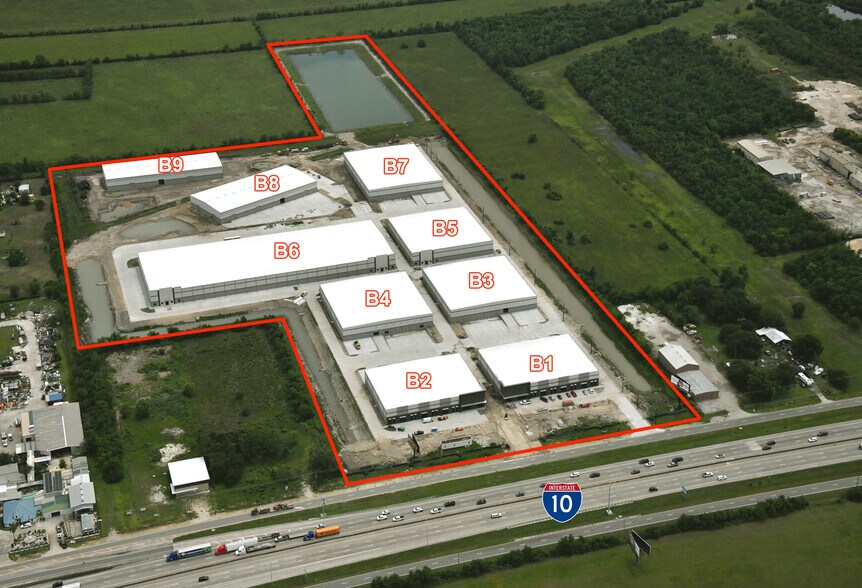 I-10 East & Sjolander Rd, Baytown, TX à vendre - Photo du bâtiment - Image 1 de 11