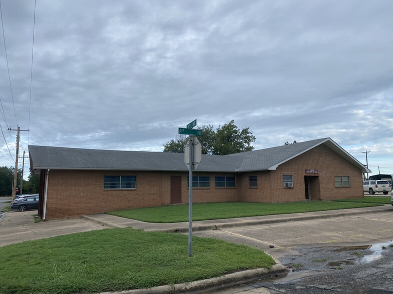 1801 A St NE, Miami, OK for sale - Building Photo - Image 2 of 3