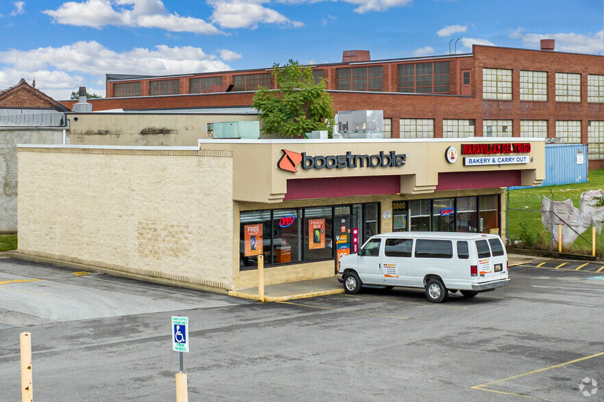 3800-3874 E Lombard St, Baltimore, MD for lease - Building Photo - Image 2 of 5