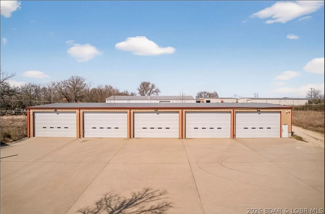 3737 Antioch Lane, Osage Beach, MO for lease Building Photo- Image 1 of 15