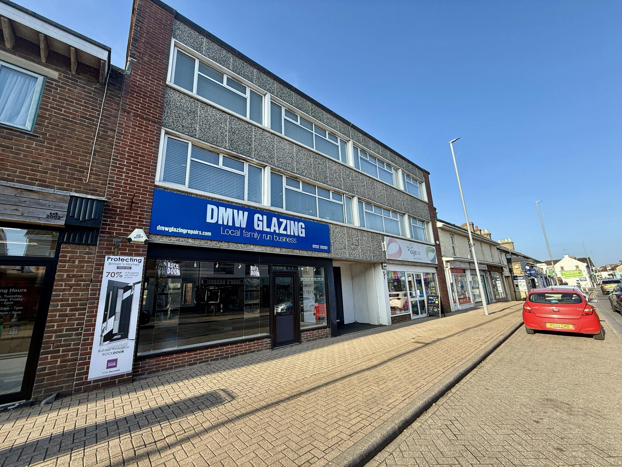 294 Lymington Rd, Christchurch à vendre Photo du bâtiment- Image 1 de 1